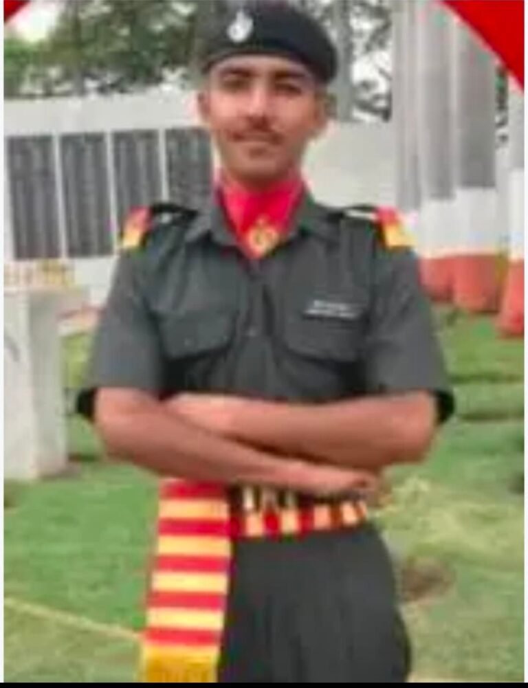 ट्रेनिंग से लोटने पर होगा स्वागत